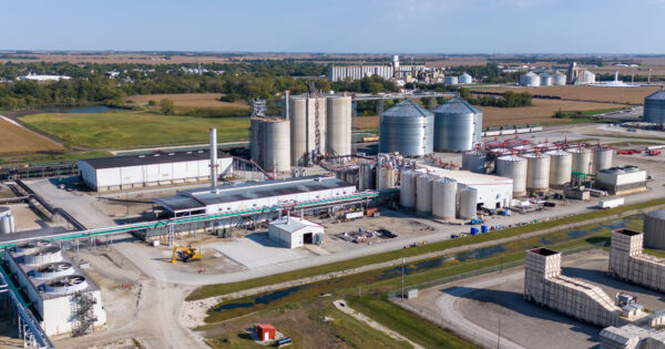 Aerial view of a large biofuel processing plant.